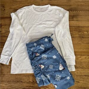 Old Navy White Thermal Shirt and Blue Snowflake & Polar Bears Pajama Pants